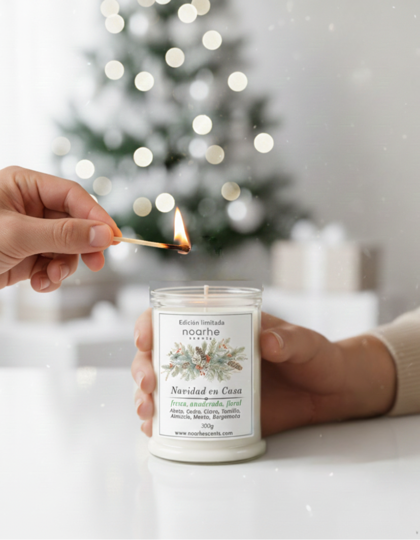 Bougie Parfumée Noël à la Maison | Arôme Boisé et Frais | Noarhe scents